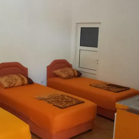 Vila Smilja * بودغوريتْسا