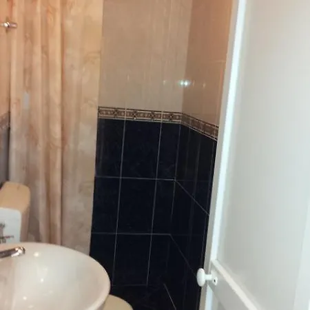 Vila Smilja بيت ضيافة بودغوريتْسا