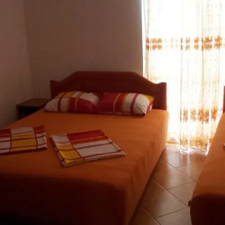 Vila Smilja بيت ضيافة *