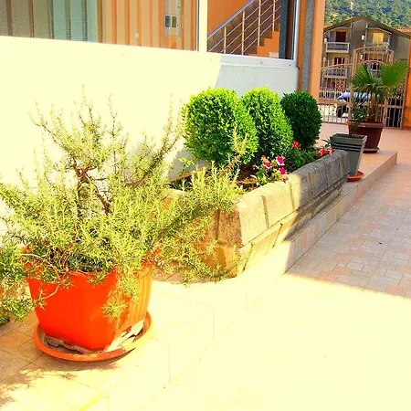 Vila Smilja Konukevi Podgoriçe