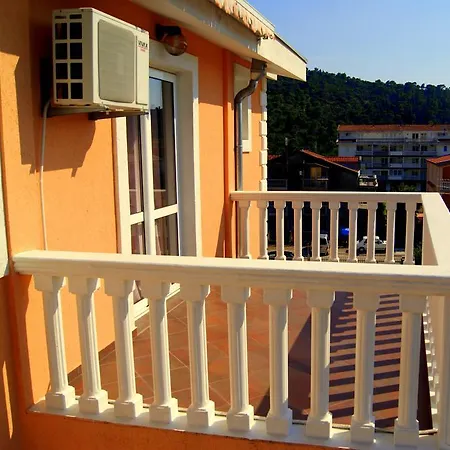 Konukevi Vila Smilja Podgoriçe