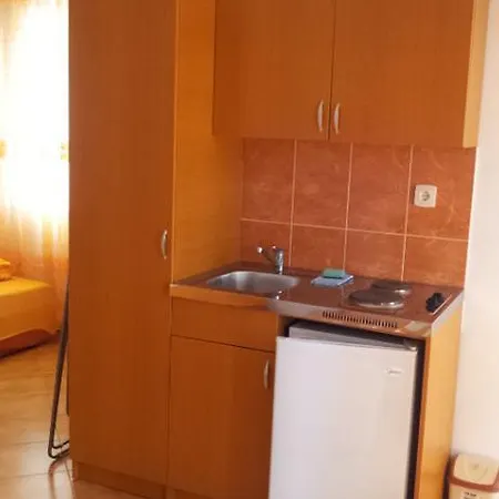 Konukevi Vila Smilja Podgoriçe