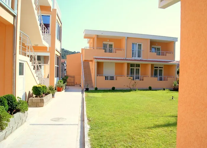 Guest house Vila Smilja