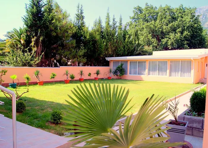 Guest house Vila Smilja